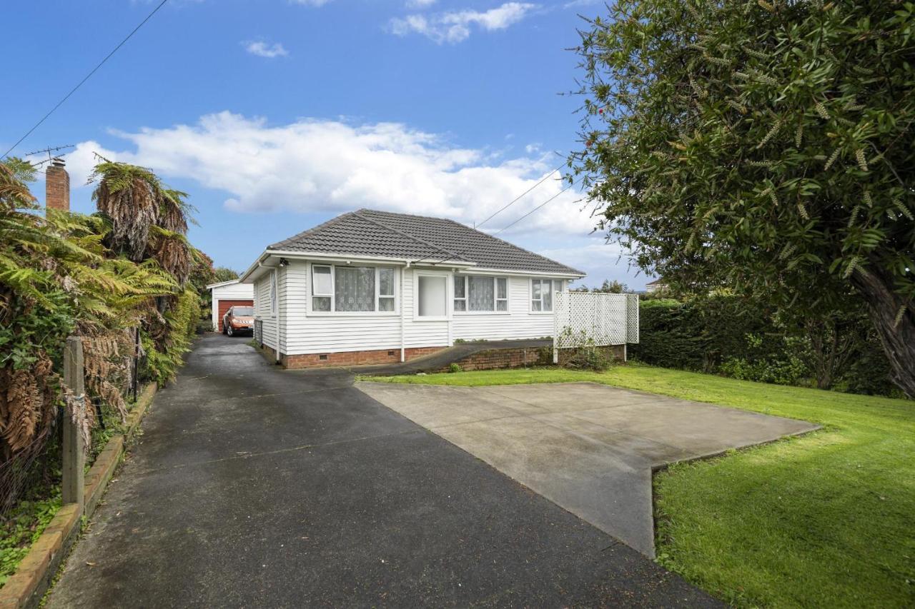 Entire House In Mt Wellington, Central Auckland Exterior foto
